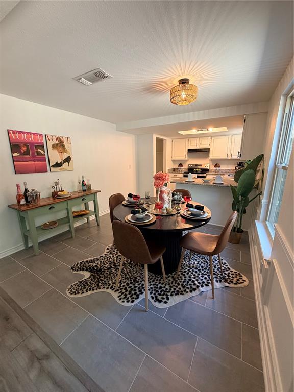 1233 Nicole Way Property Photo 5