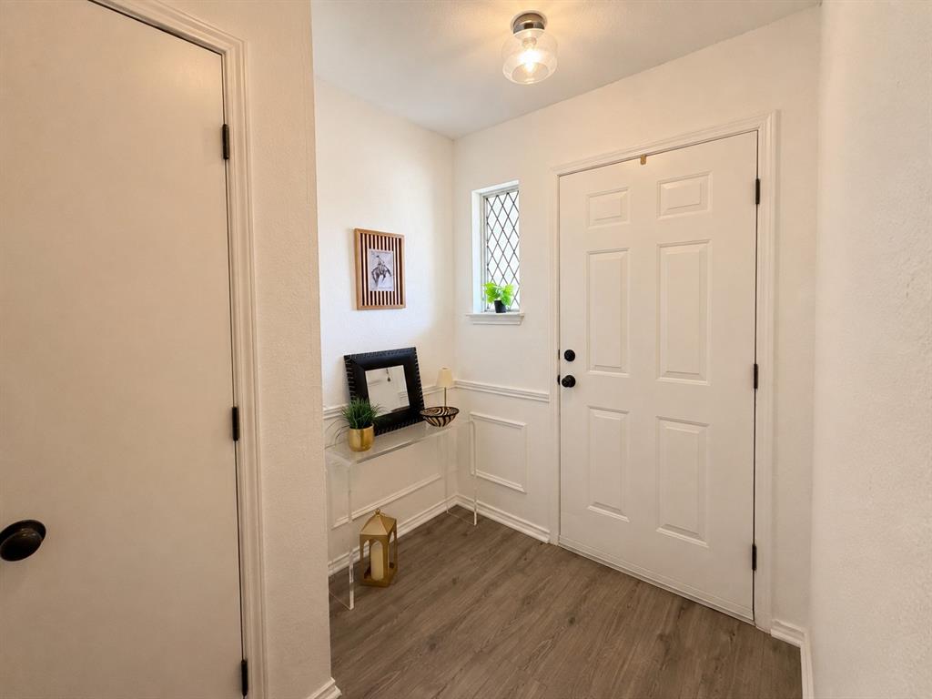 1233 Nicole Way Property Photo 9