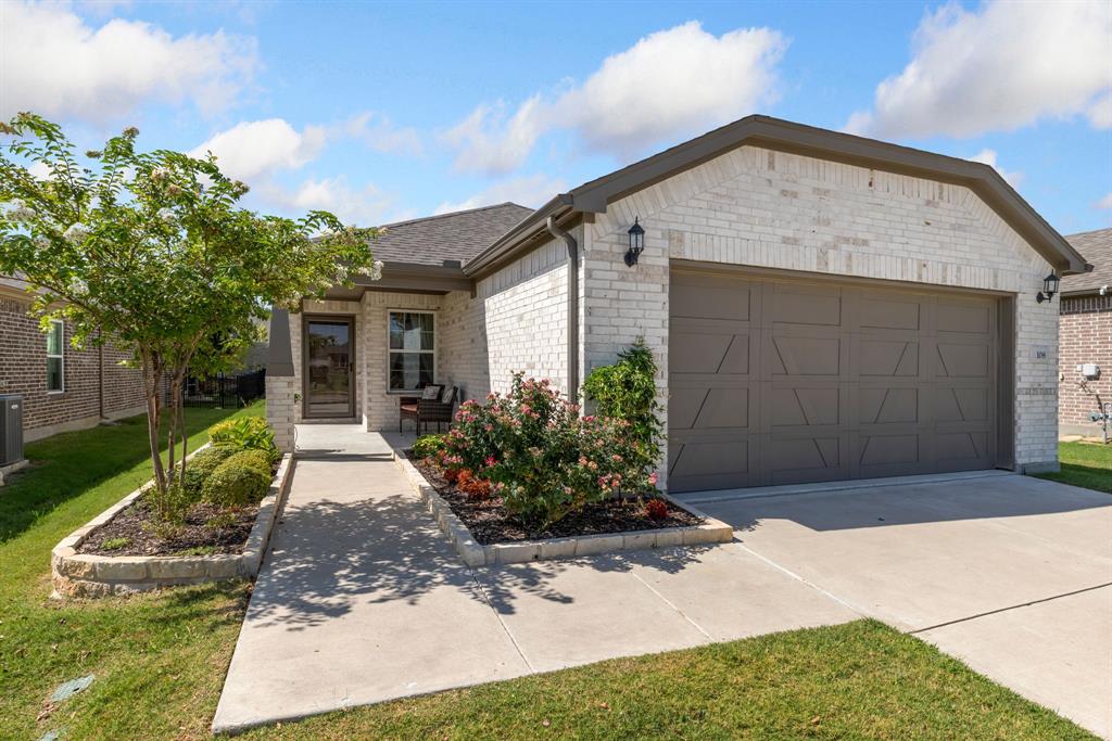 108 Sleepy Willow Lane Property Photo 1