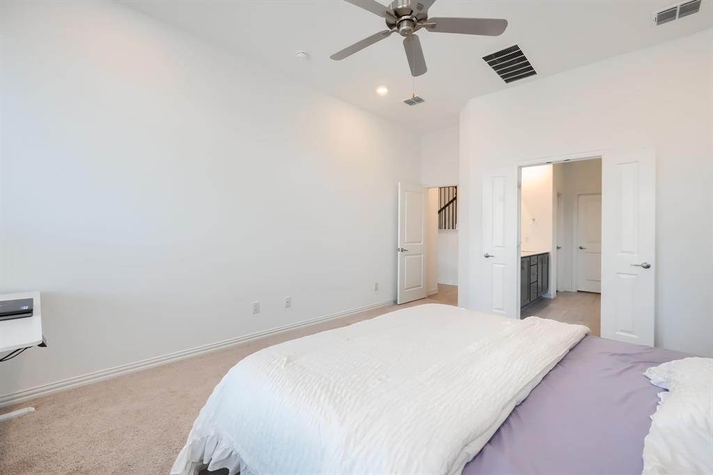 1124 Water Canna Drive Property Photo 17