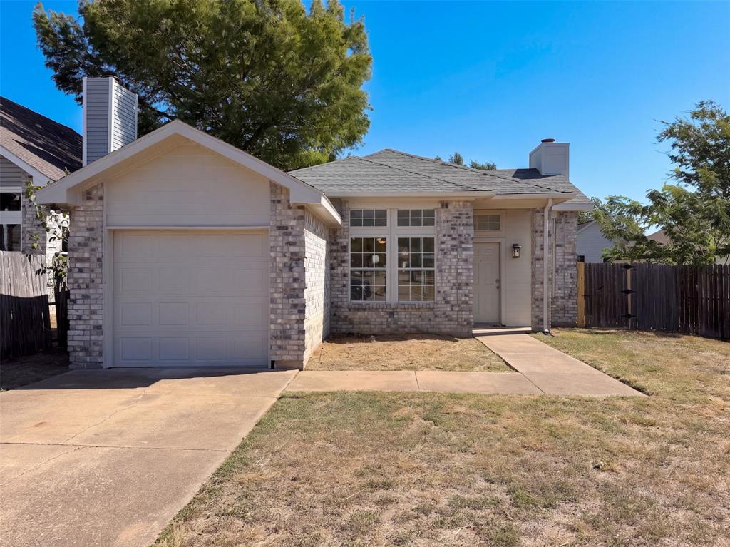 5624 Shady Springs Trail Property Photo 1
