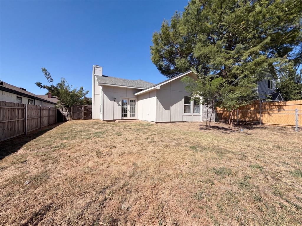 5624 Shady Springs Trail Property Photo 5
