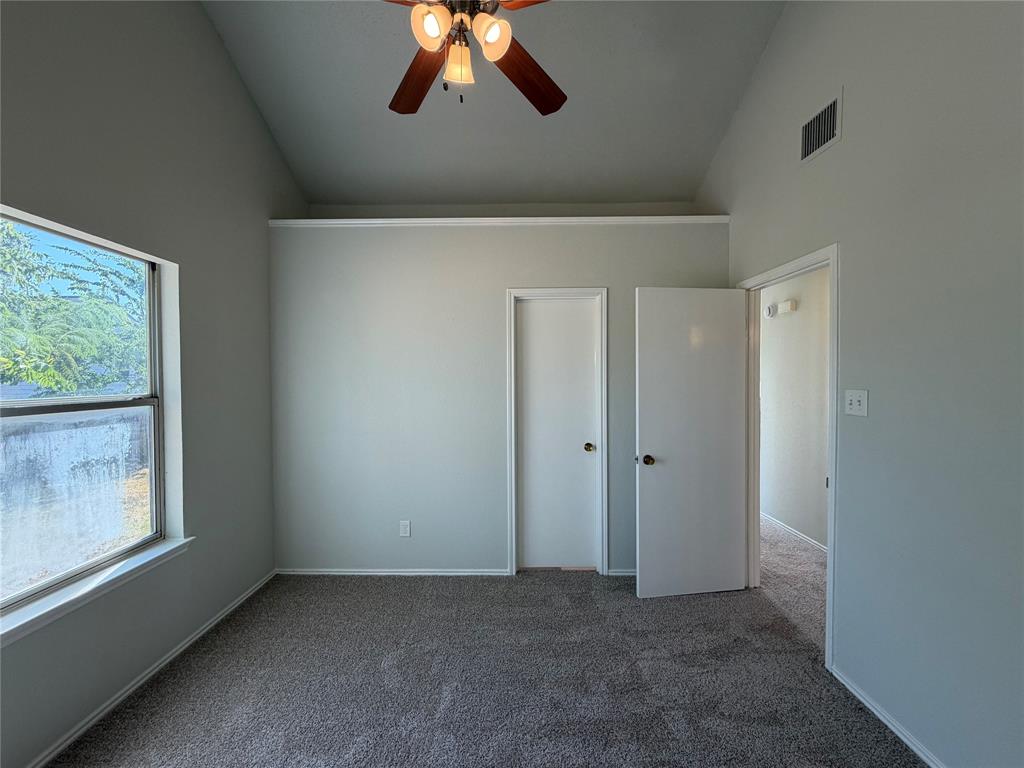 5624 Shady Springs Trail Property Photo 10