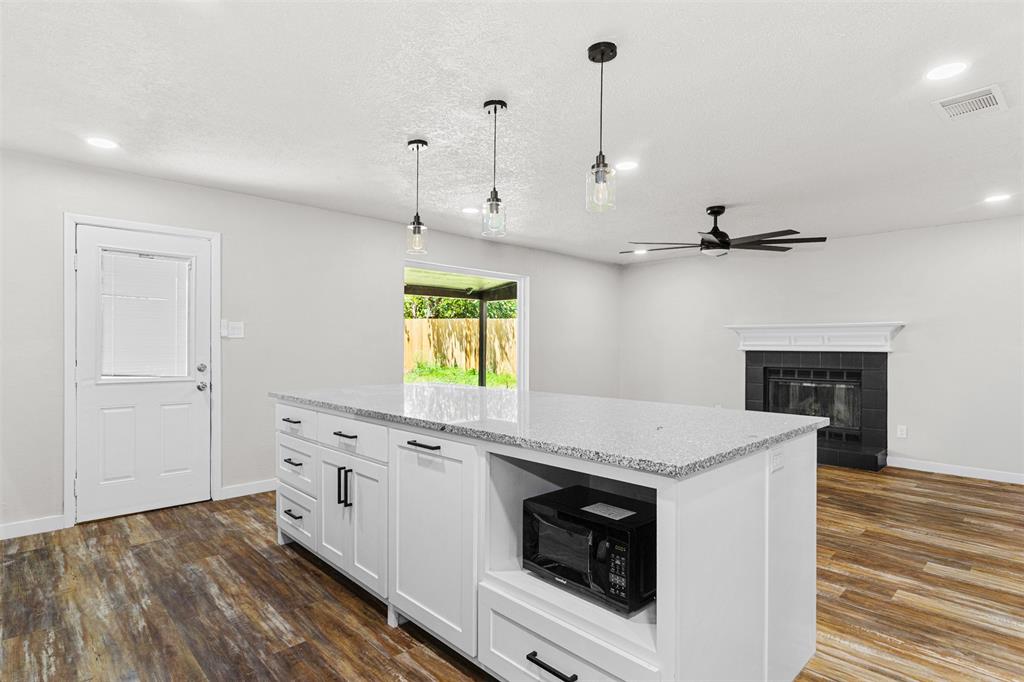 118 Lorie Street Property Photo 6