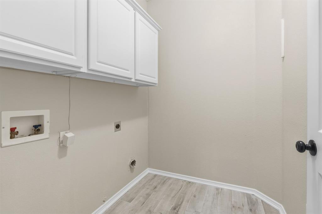 708 Hackberry Ridge Drive Property Photo 31