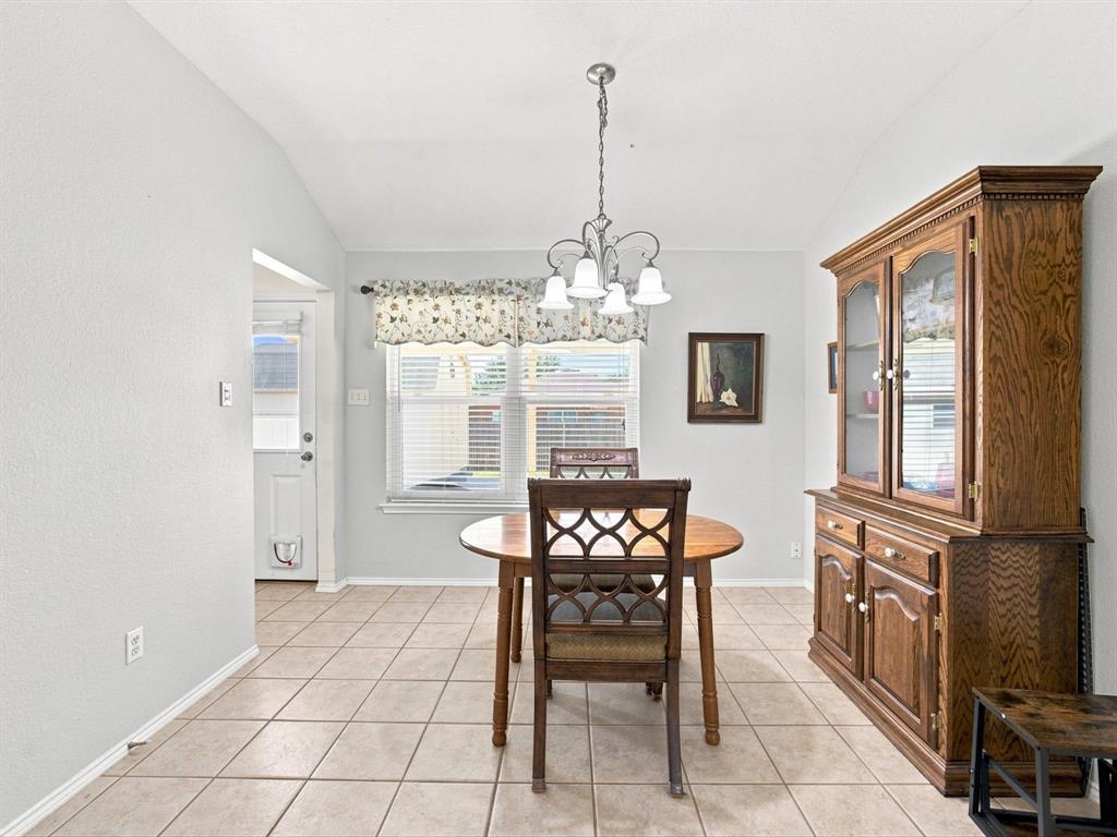 3446 Charing Cross Road Property Photo 18