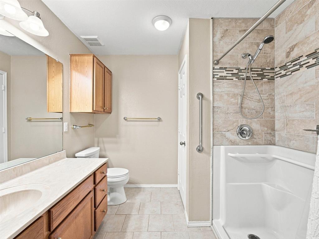 3446 Charing Cross Road Property Photo 19