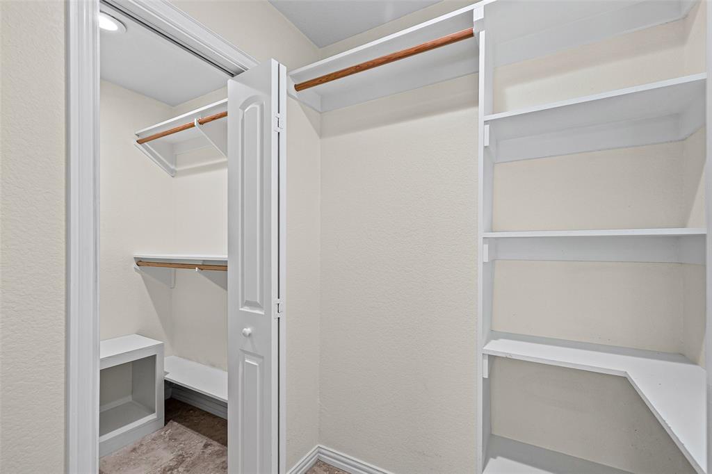 2325 River Road Property Photo 21