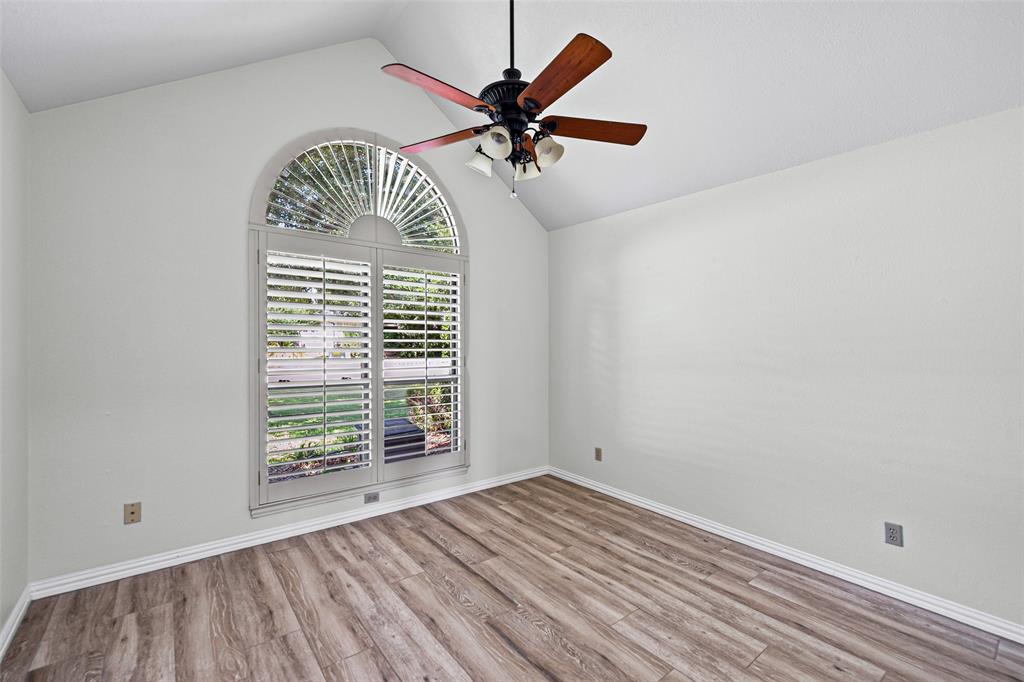 2325 River Road Property Photo 22
