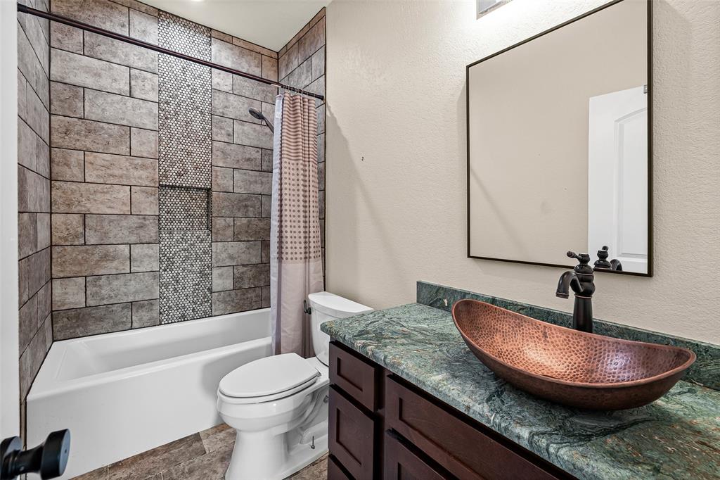 2325 River Road Property Photo 30
