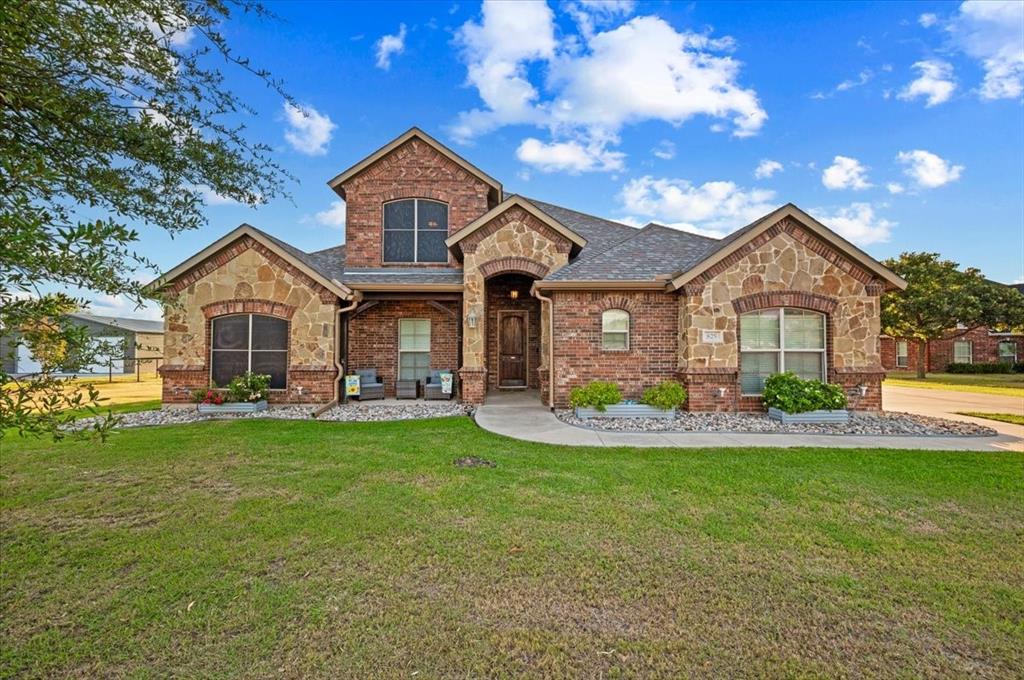 825 Broadhead Road Property Photo 1