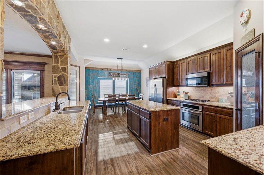 825 Broadhead Road Property Photo 11