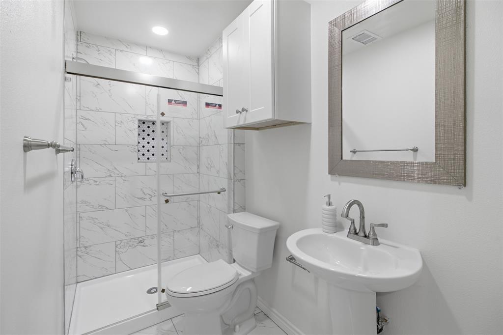 11022 Dunaway Drive Property Photo 15
