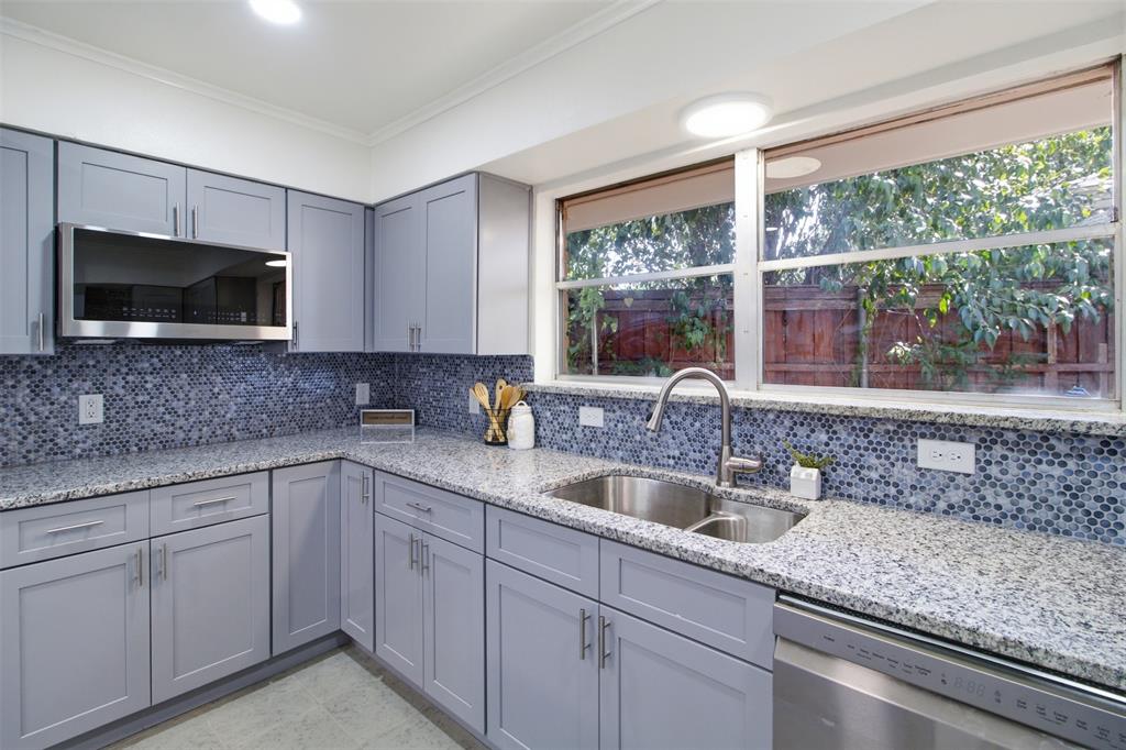 11022 Dunaway Drive Property Photo 20