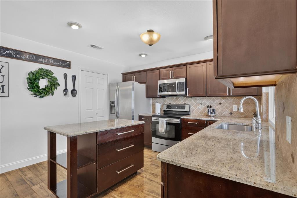 6419 British Lane Property Photo 9