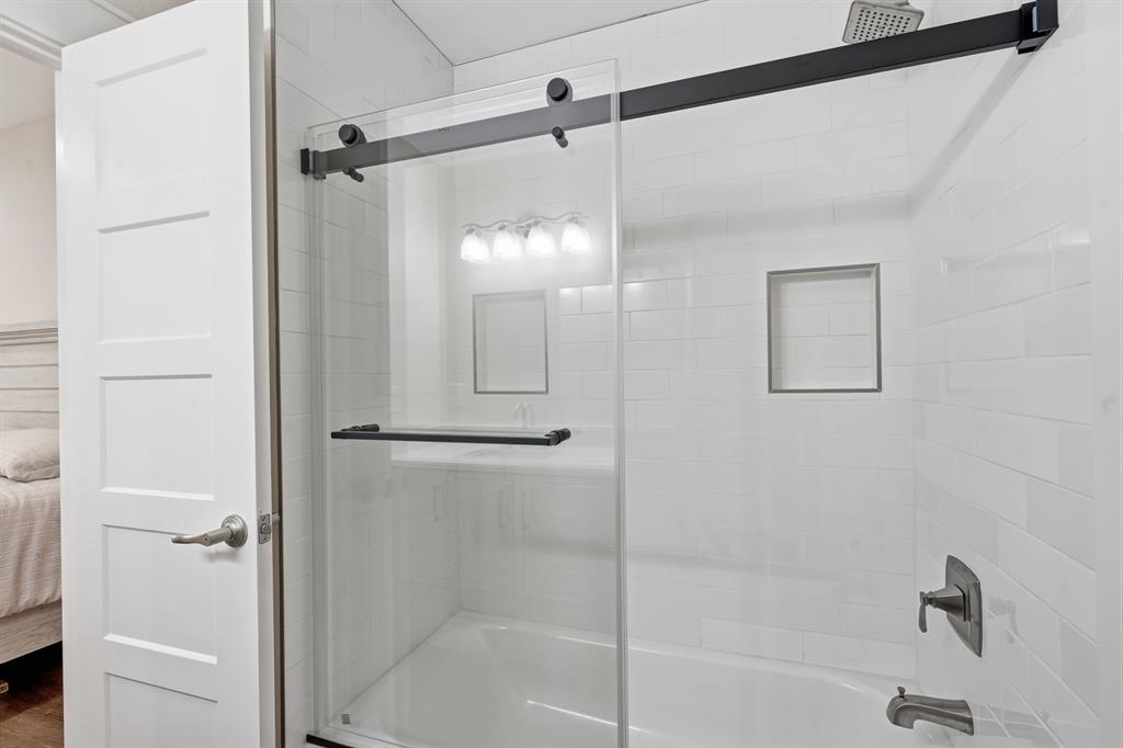 10637 Dunaway Drive Property Photo 12
