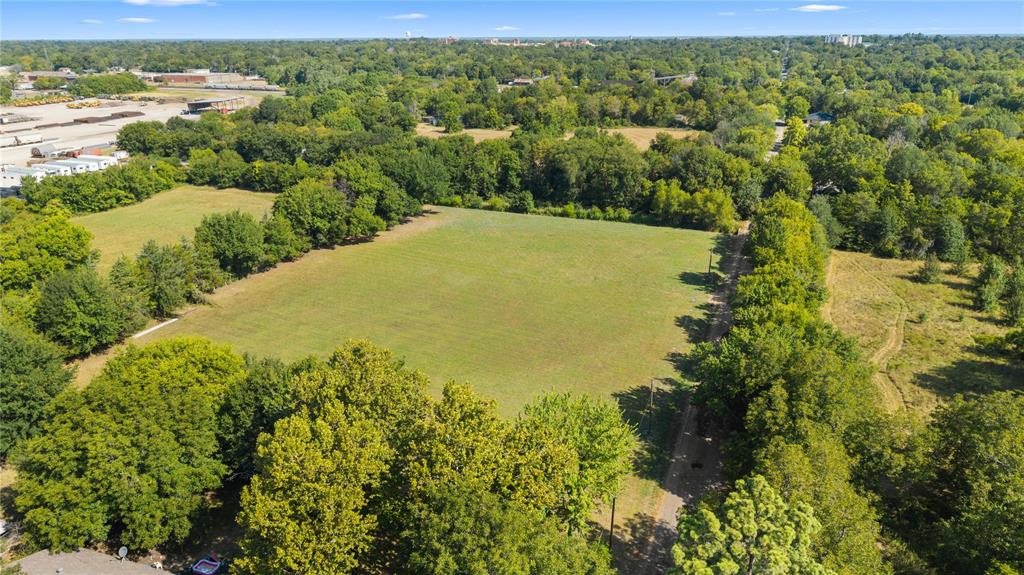 1500 Paris Boulevard Property Photo 7