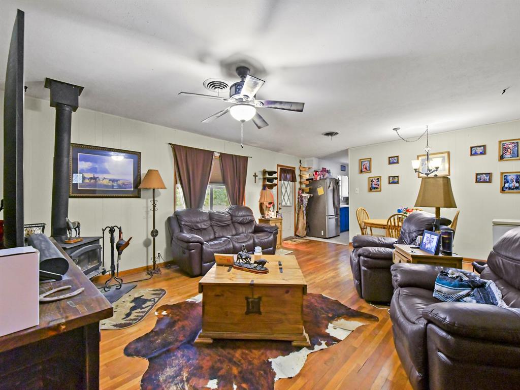 2045 County Road 113 Property Photo 3