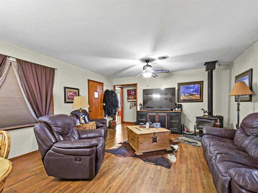 2045 County Road 113 Property Photo 4
