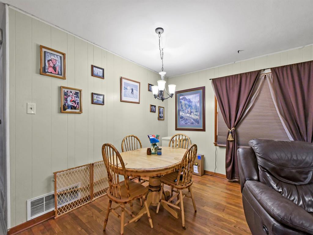 2045 County Road 113 Property Photo 5