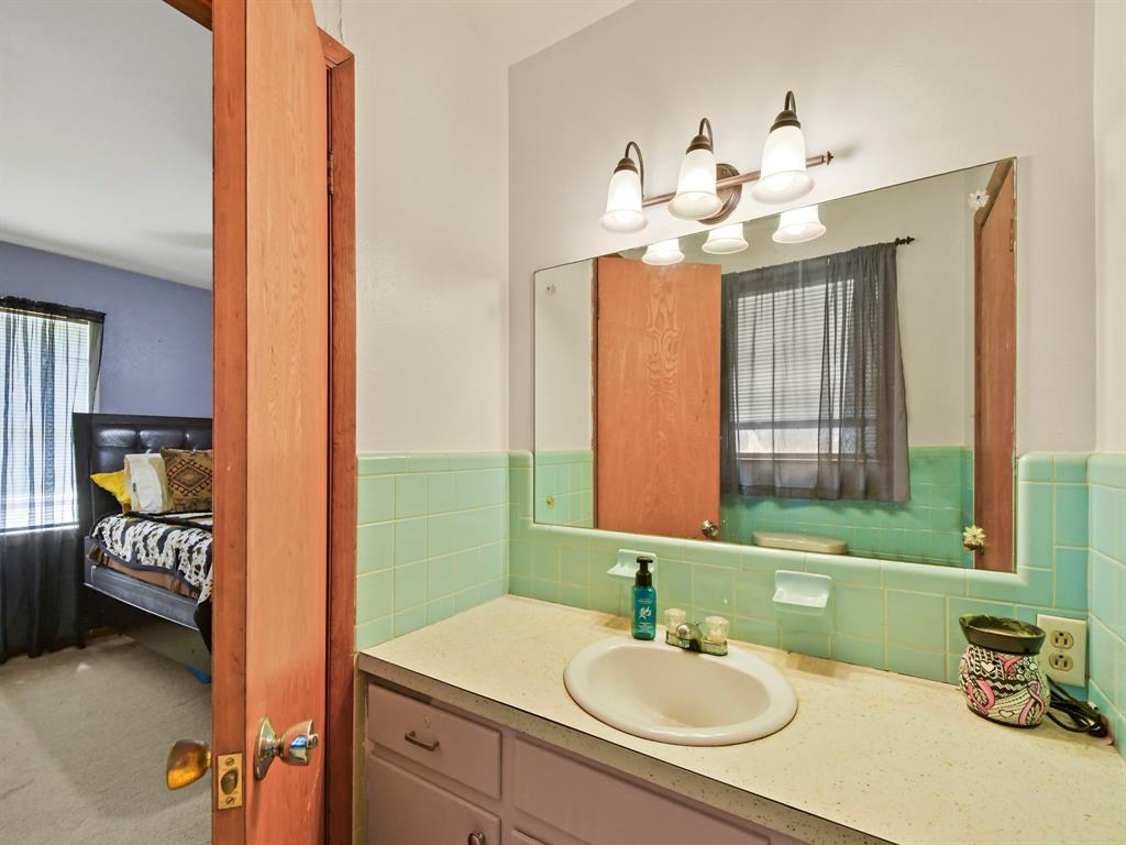 2045 County Road 113 Property Photo 11
