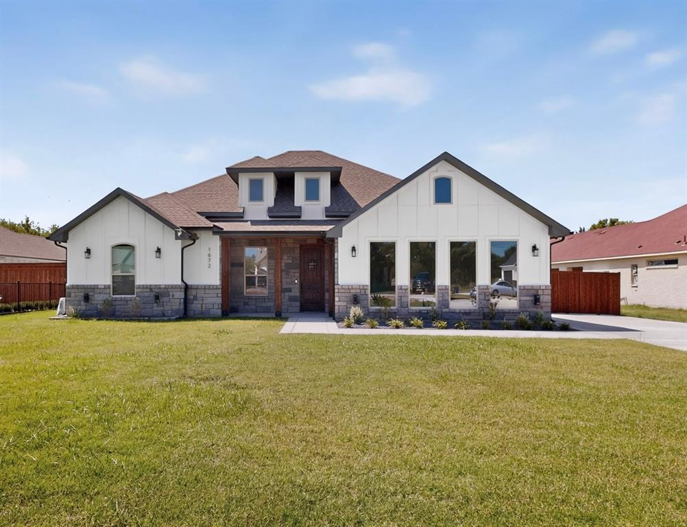 1672 Brookview Drive Property Photo 1