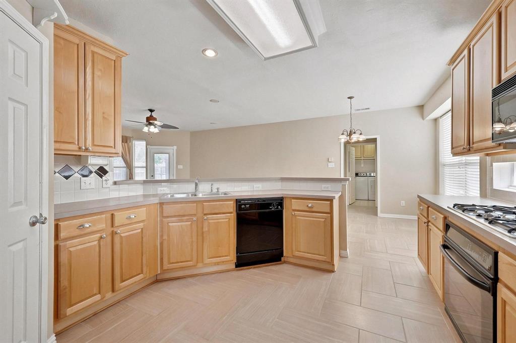 1512 Brewster Drive Property Photo 12