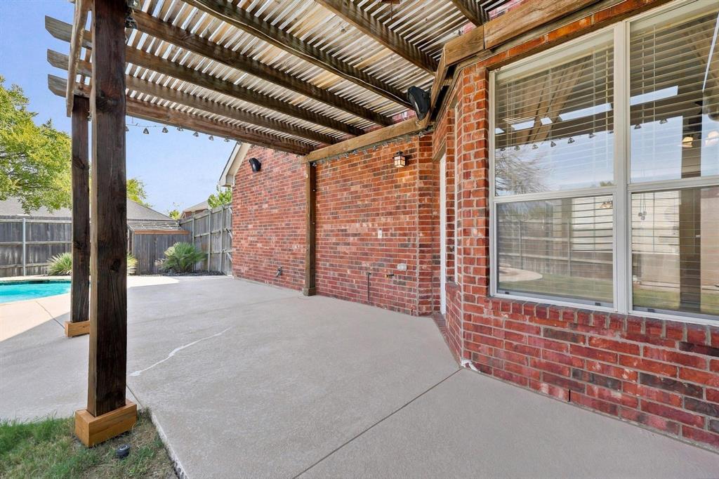 1512 Brewster Drive Property Photo 37