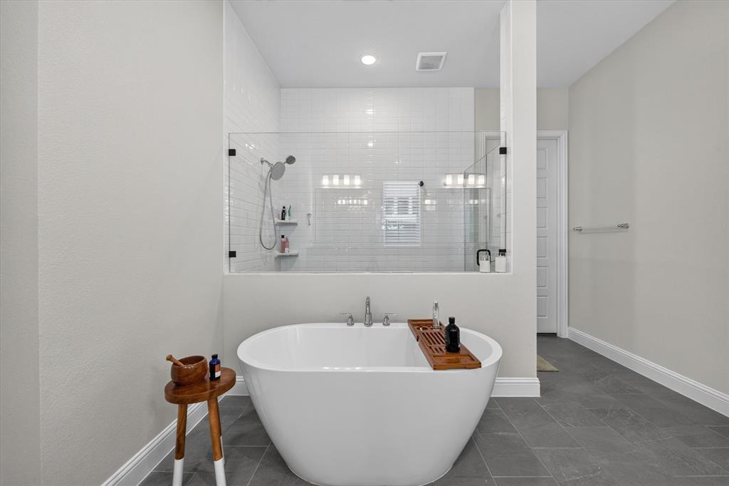 14441 Walsh Avenue Property Photo 23