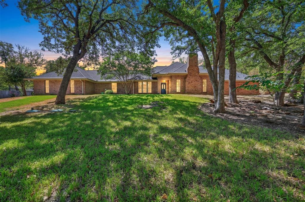 6501 Oakview Drive Property Photo 1