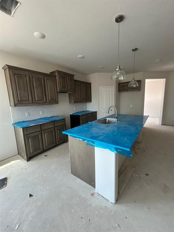 802 Juneau Street Property Photo 4