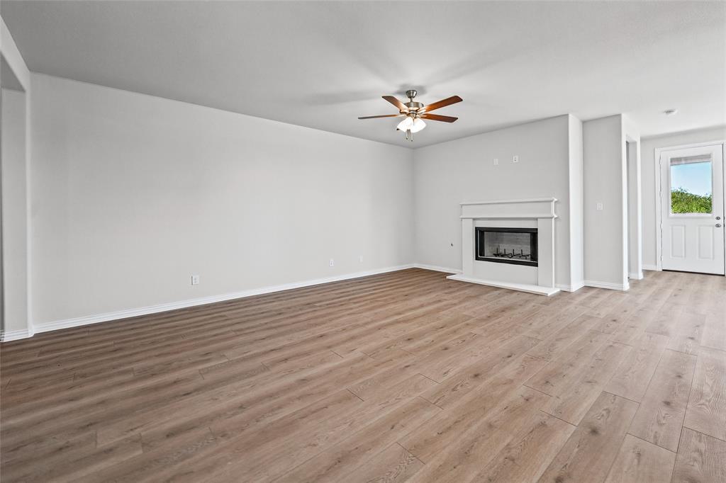 802 Juneau Street Property Photo 10