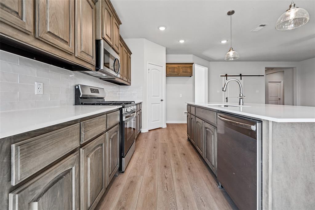 802 Juneau Street Property Photo 15