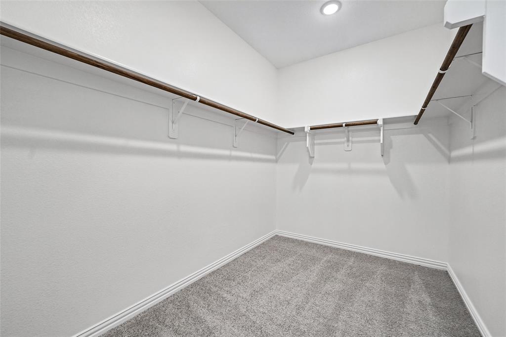 802 Juneau Street Property Photo 24