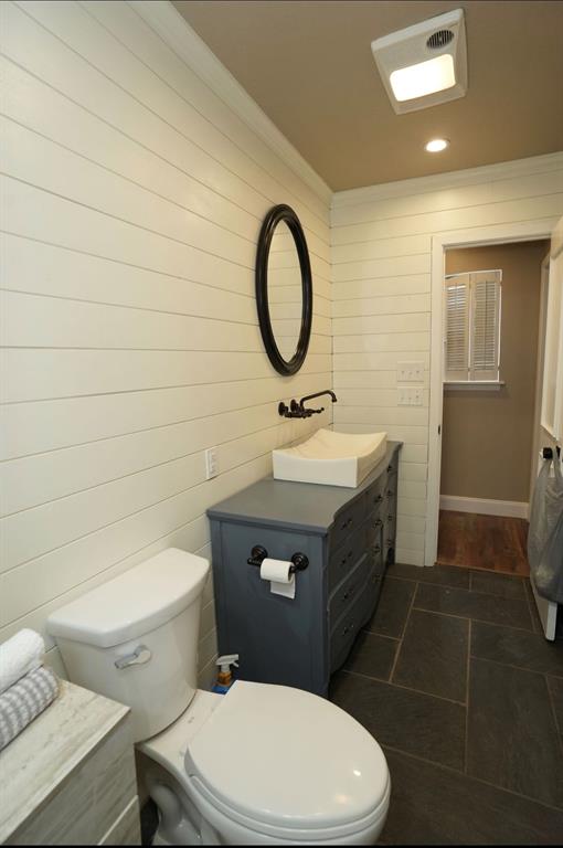 6133 Horton Avenue Property Photo 23