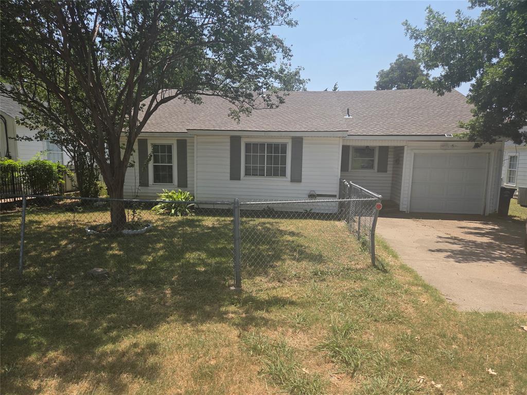 5702 Forney Road Property Photo 1