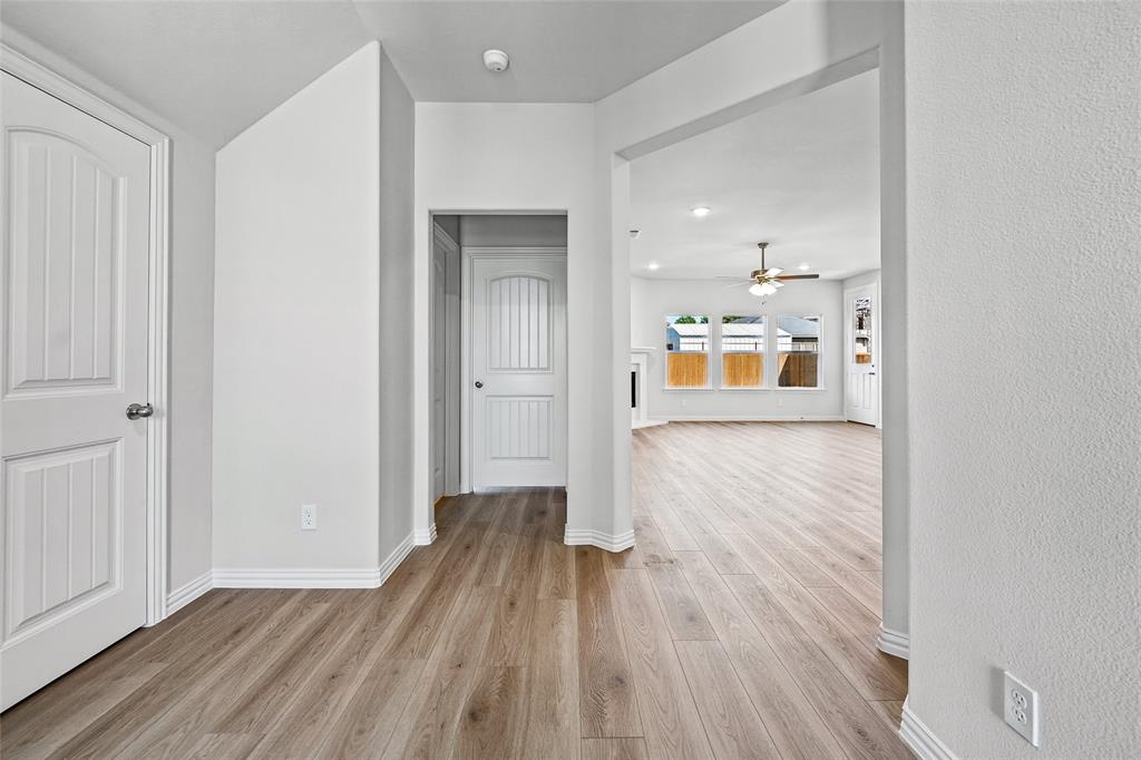 3411 Helena Street Property Photo 6