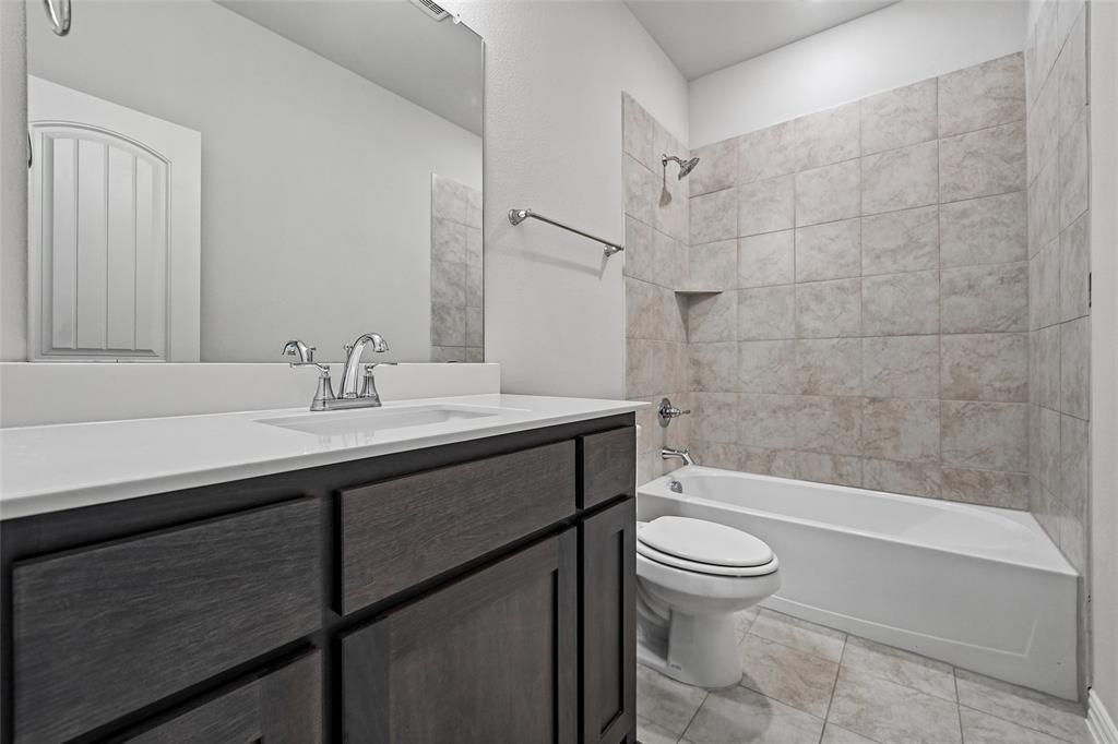3411 Helena Street Property Photo 7