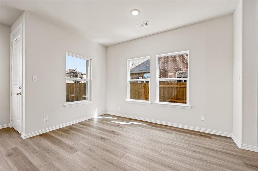 3411 Helena Street Property Photo 11