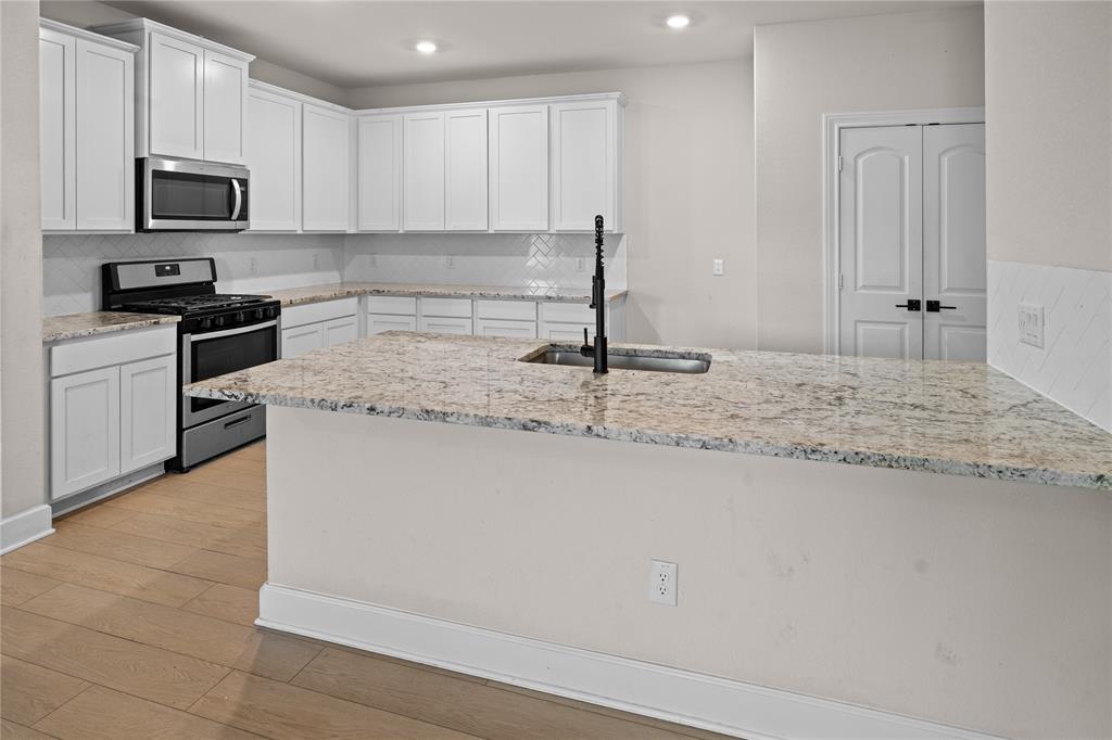 1200 Windermere Way Property Photo 2