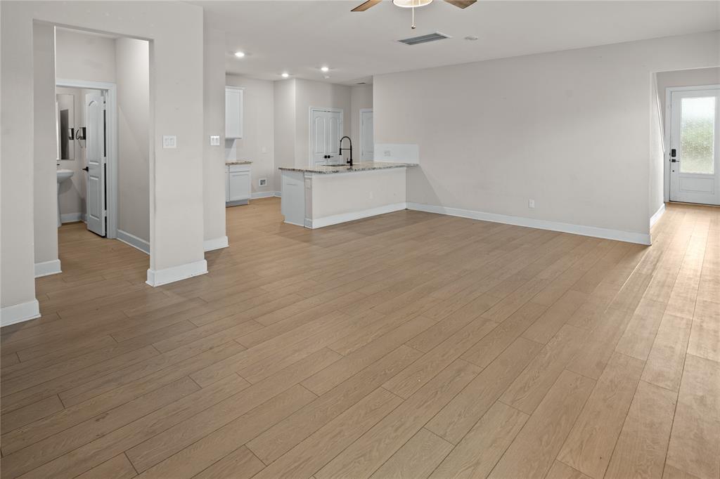 1200 Windermere Way Property Photo 3