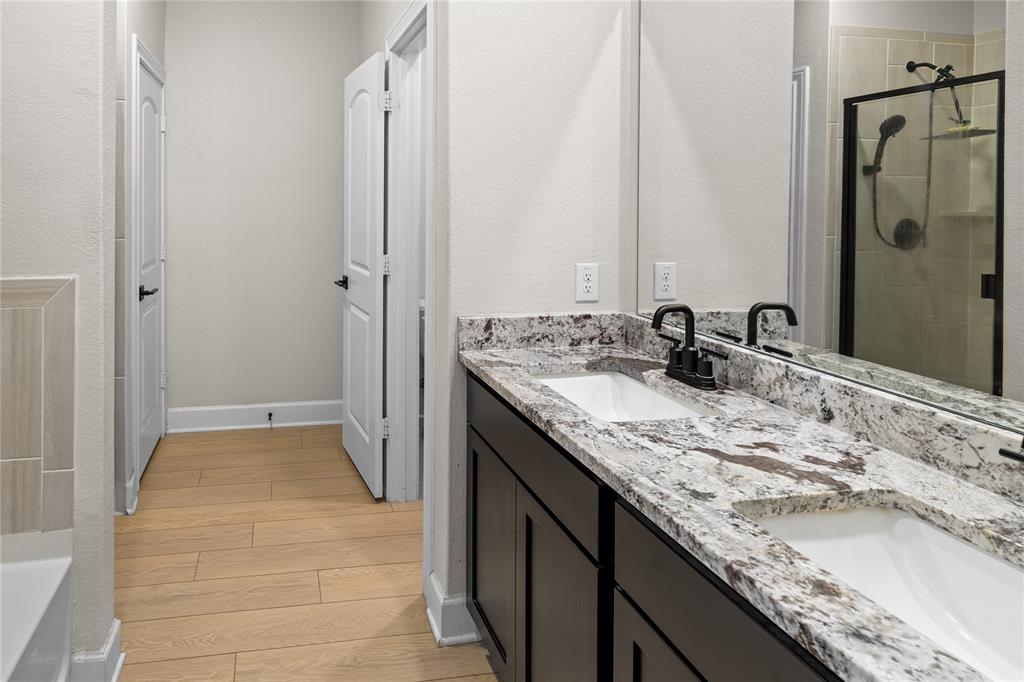 1200 Windermere Way Property Photo 10