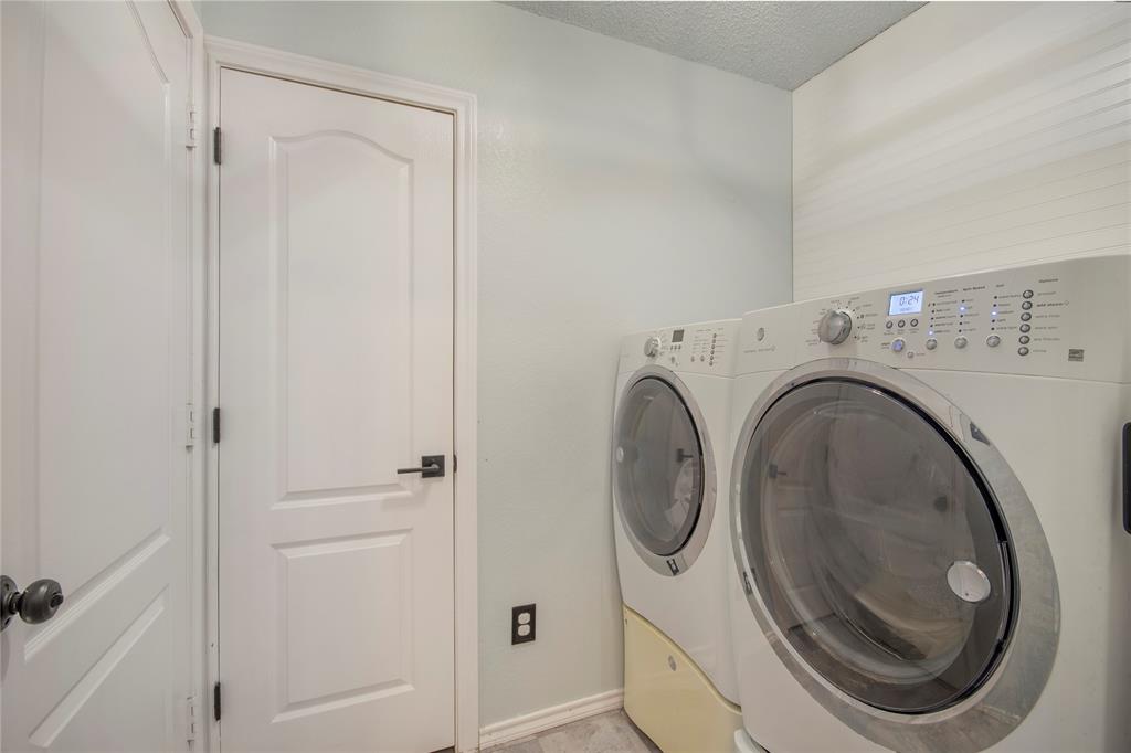 7429 Amber Drive Property Photo 28