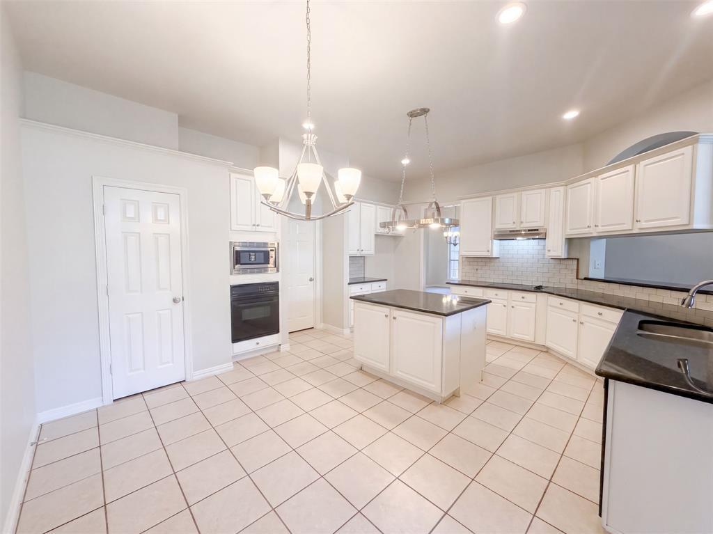 6 Cimarron Court Property Photo 6