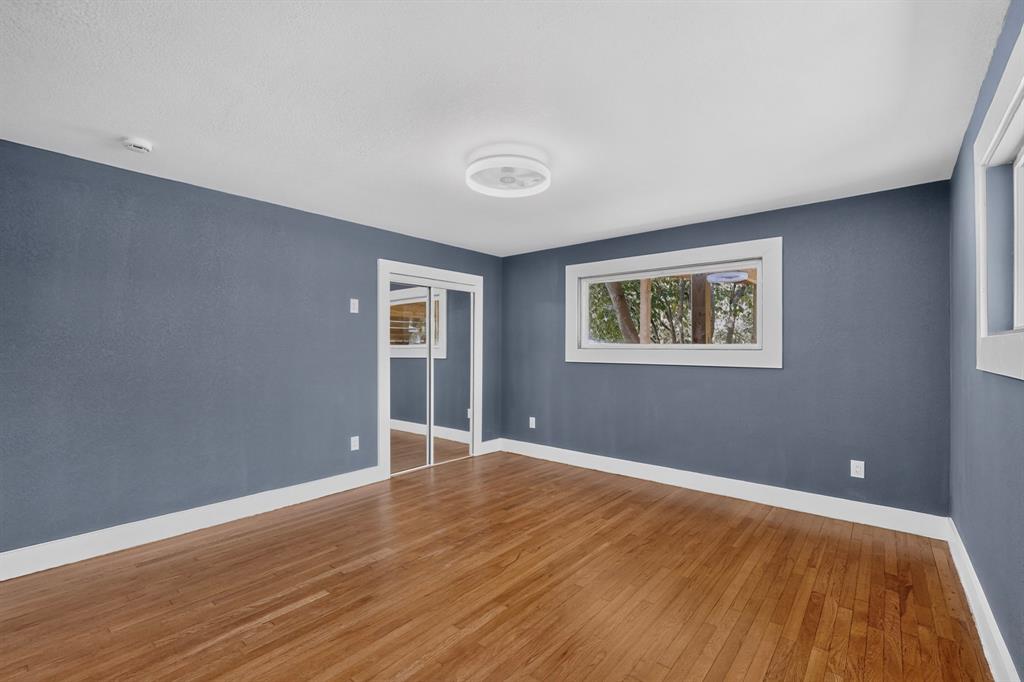 429 S Walker Street Property Photo 14