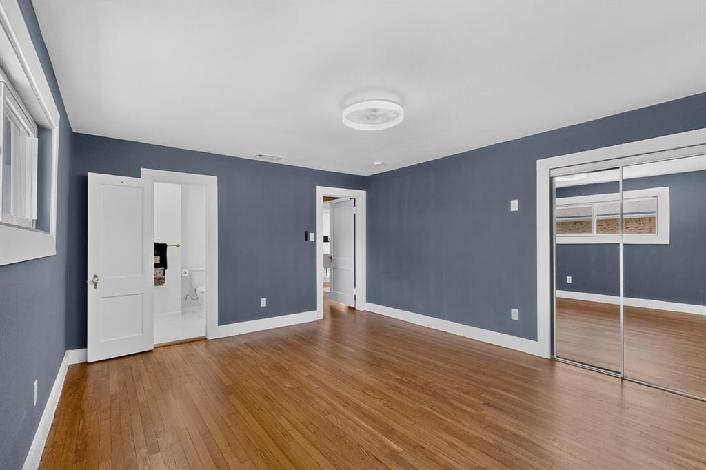 429 S Walker Street Property Photo 15