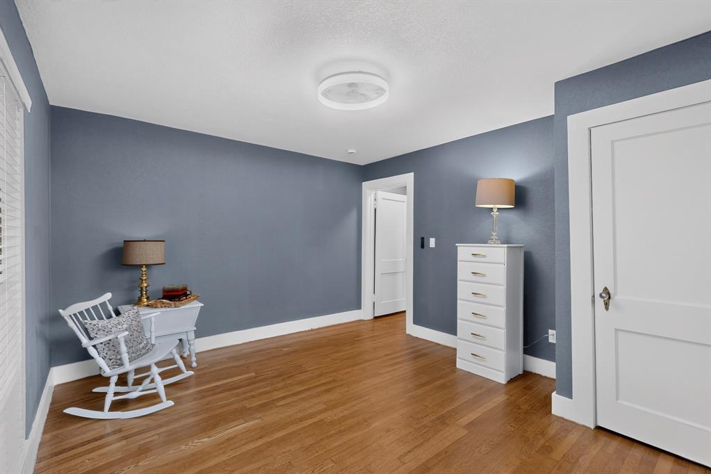 429 S Walker Street Property Photo 19