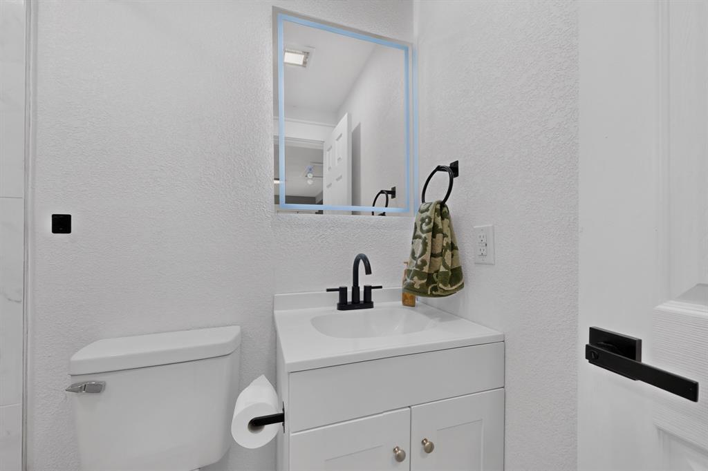 429 S Walker Street Property Photo 29