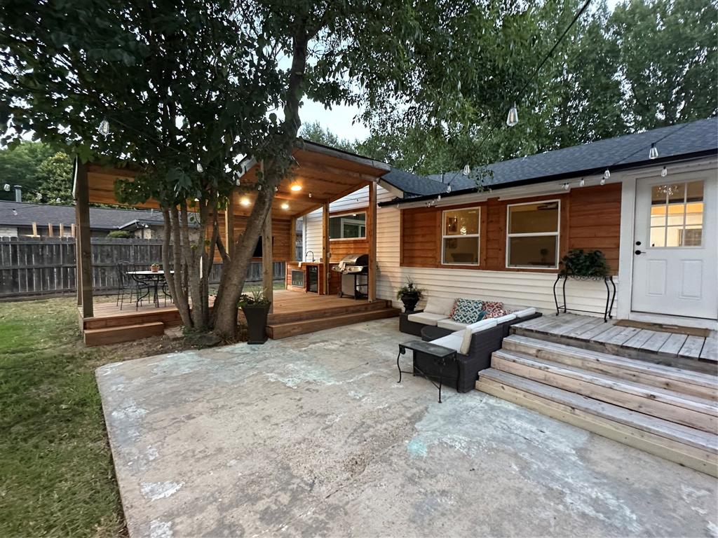 429 S Walker Street Property Photo 35