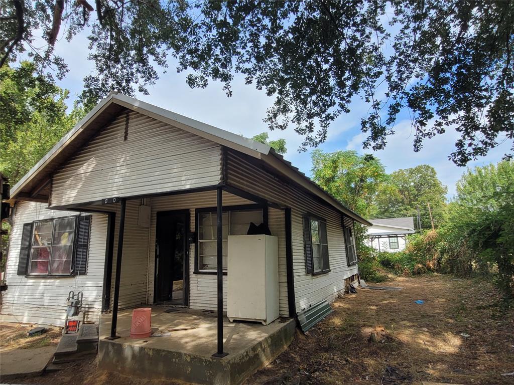 1020 Ne 8th Property Photo 1